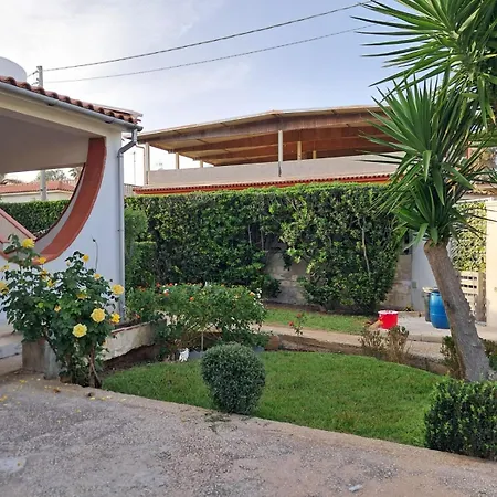 Casa Monika 度假居 Marina d'Avola